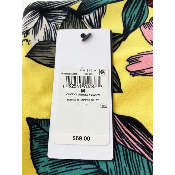 Guess Women's Mairin Wrapped Skirt Cheeky Jungle Yellow Medium New with Tags - Picture 4 of 7